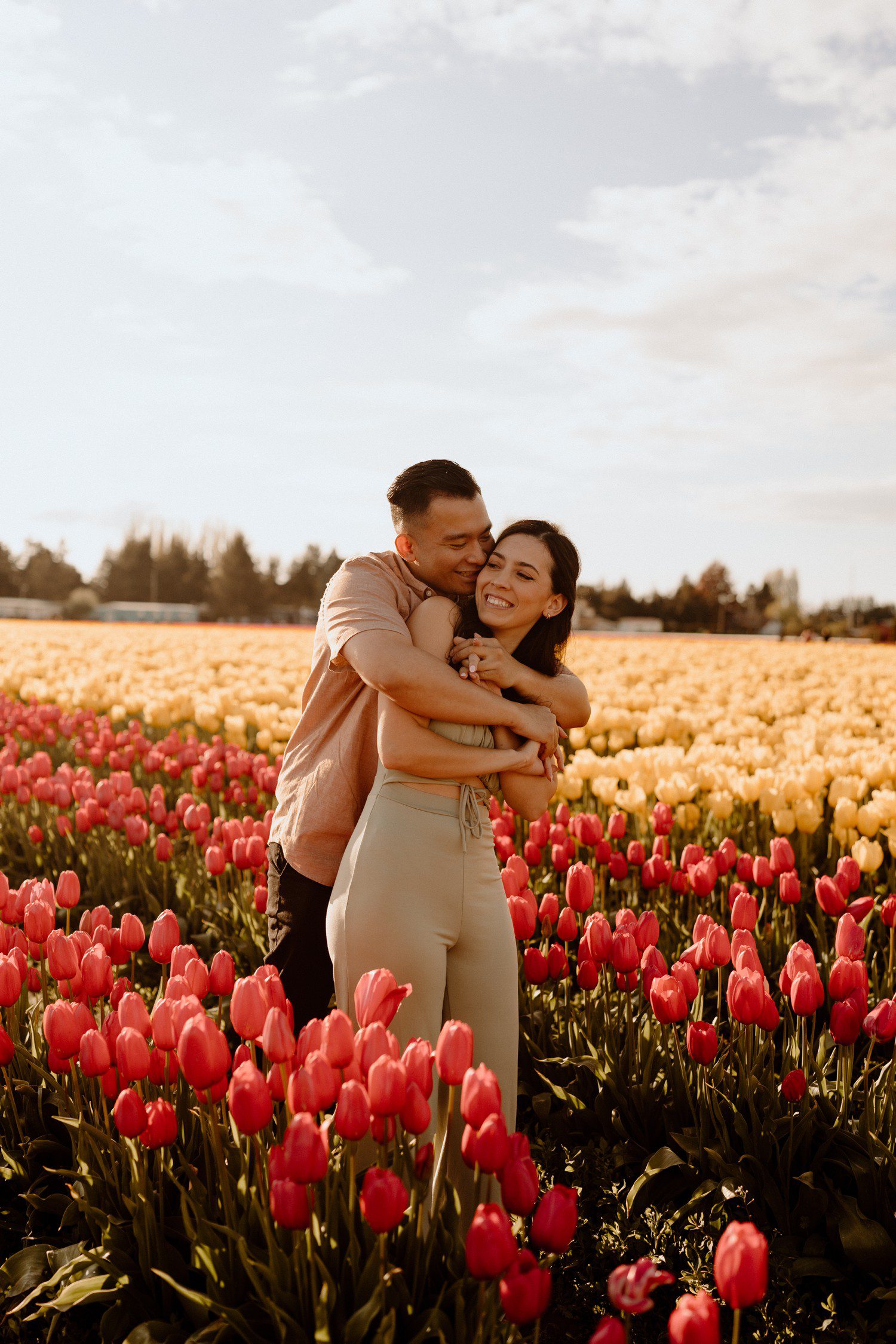 Couples Photos in Tulip Field