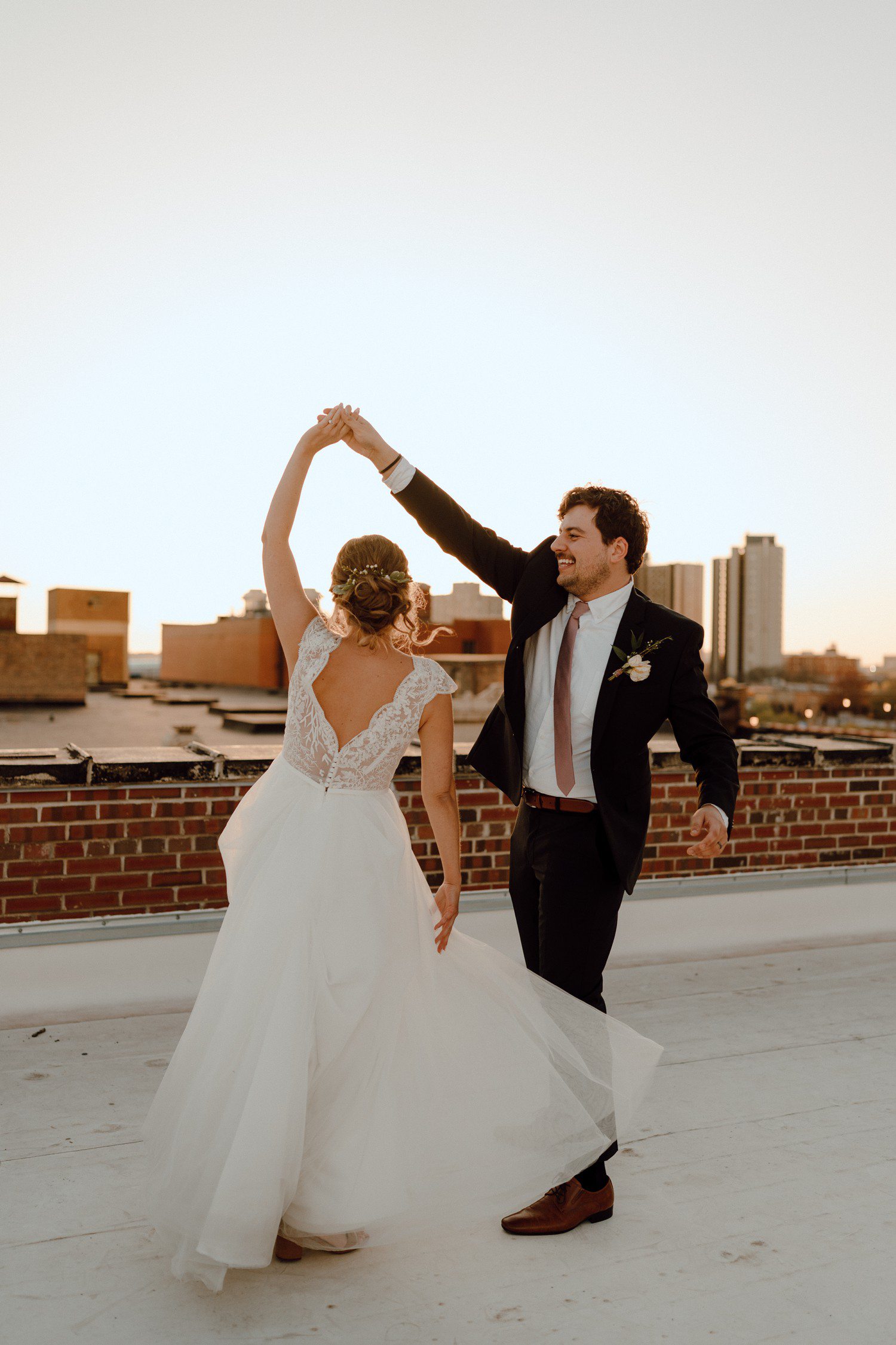 Chicago skyline Wedding Photos
