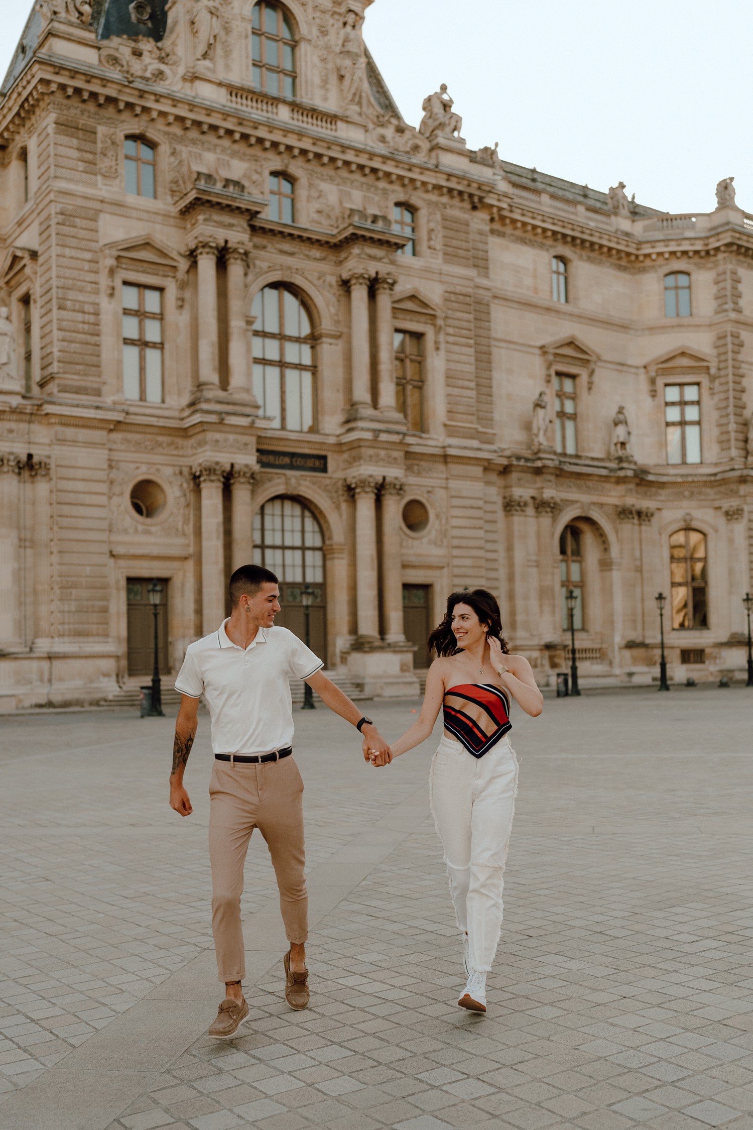 Louvre Couples Photos in Paris