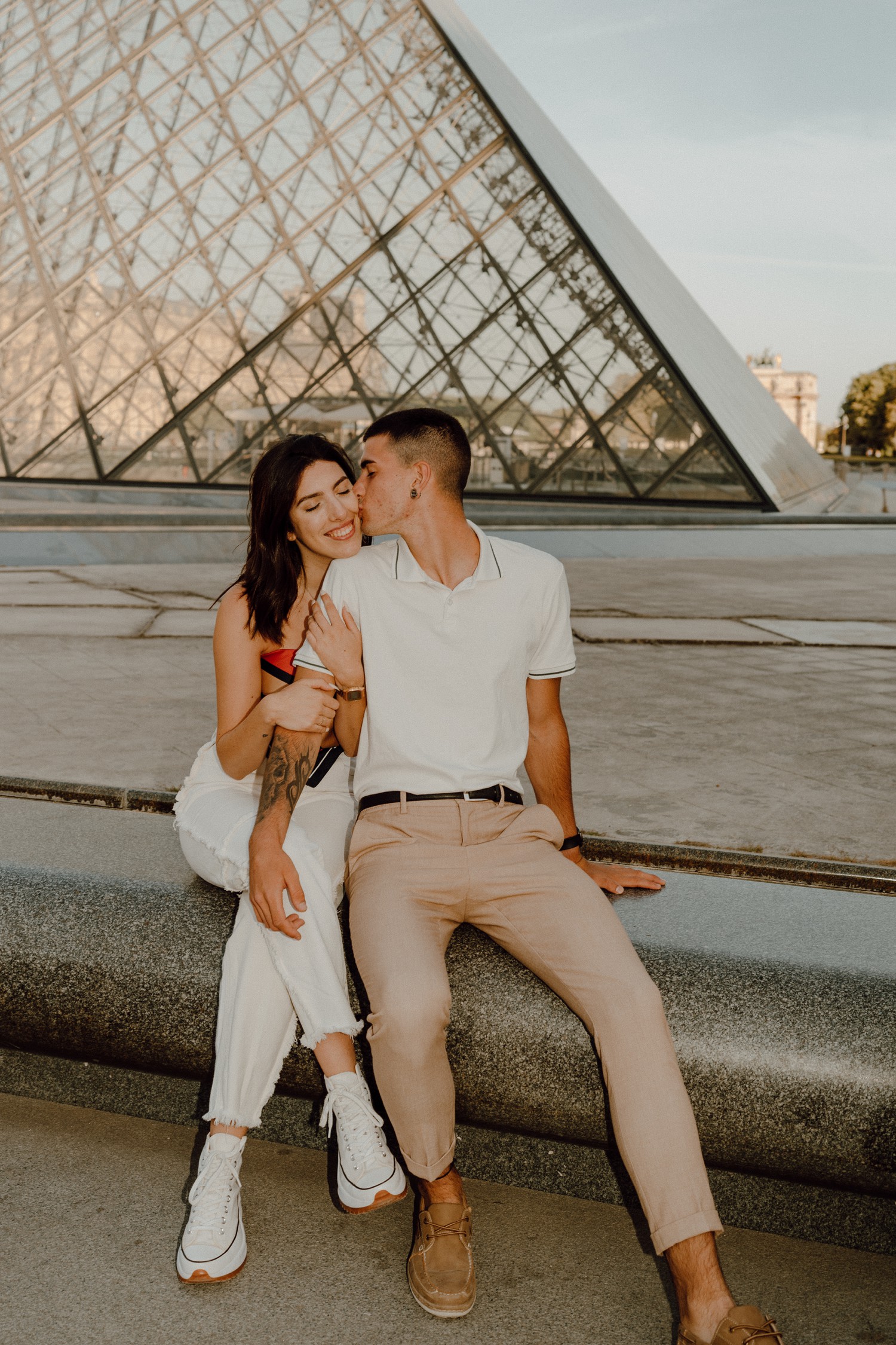 Louvre Pyramid Couples Photos