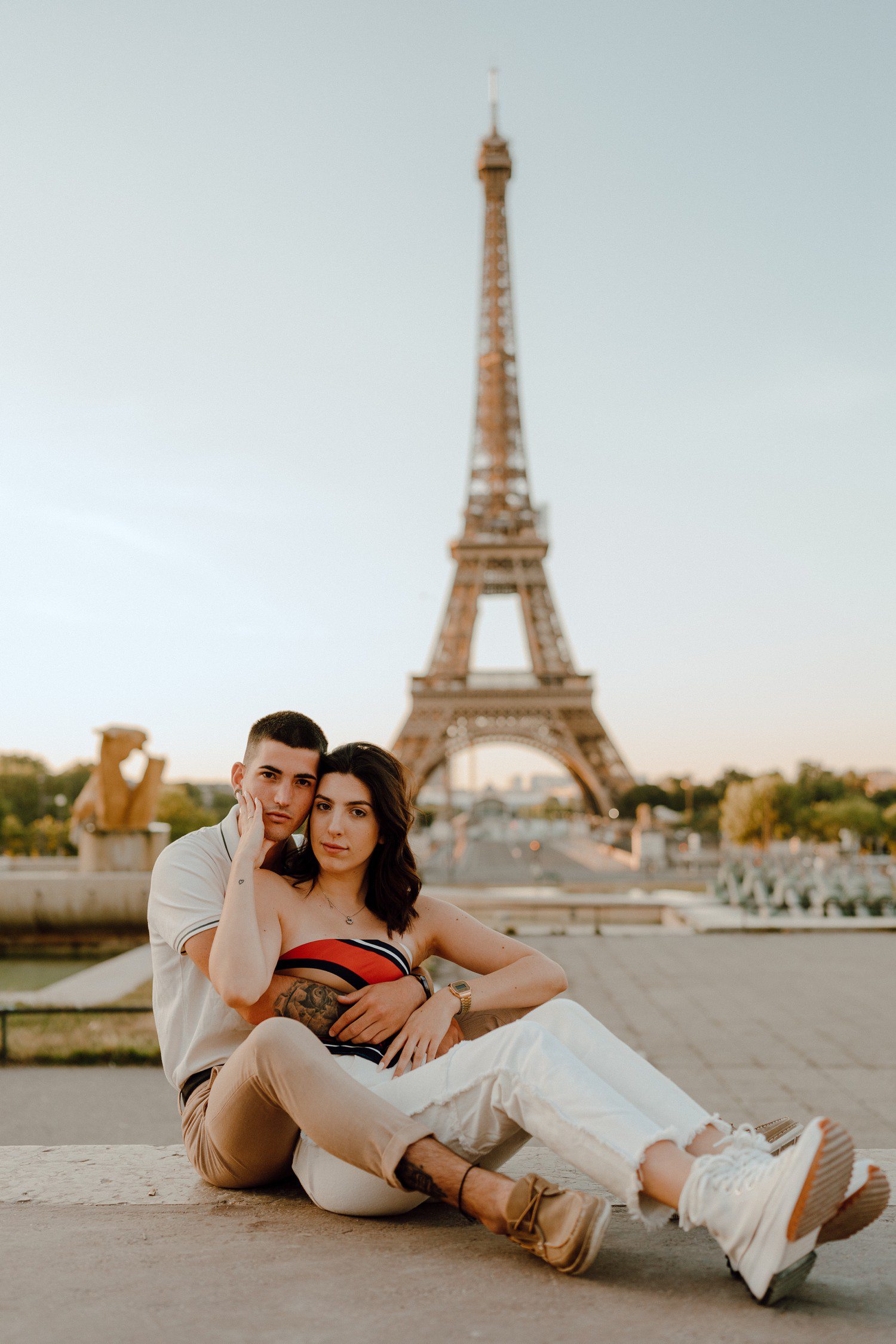 Couple Photos at the Eiffel Tower in Paris