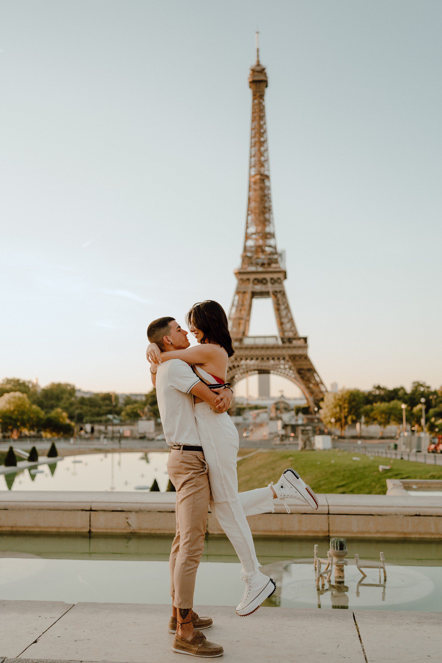 Eiffel Tower Engagement Photos 