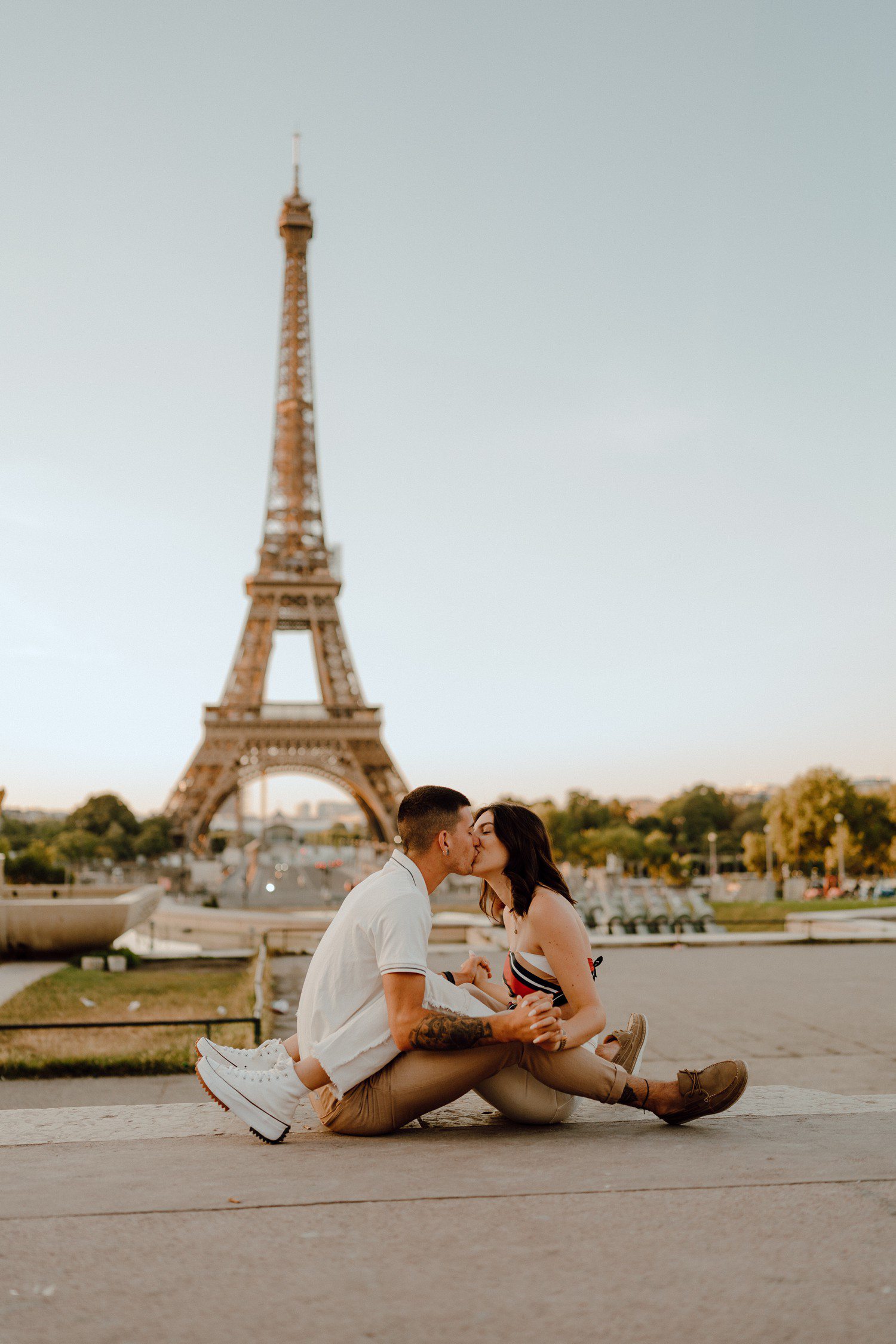 The Eiffel Tower Couples Photos