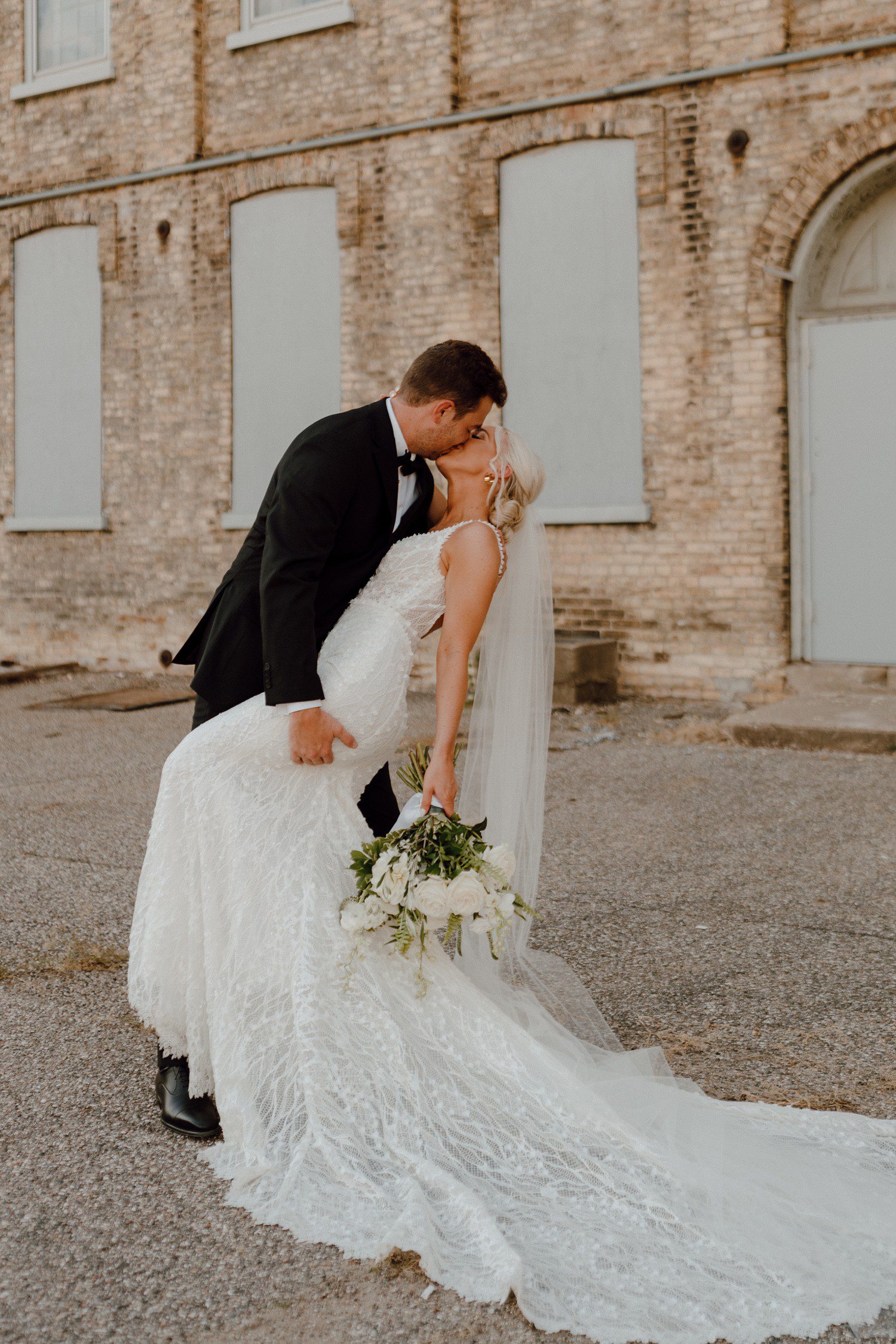 Grand Rapids Wedding at The Cheney Place