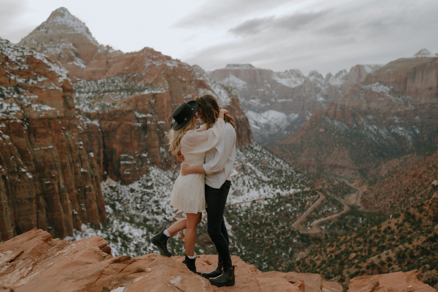 Couples Session in Zion at Canyon Overlook