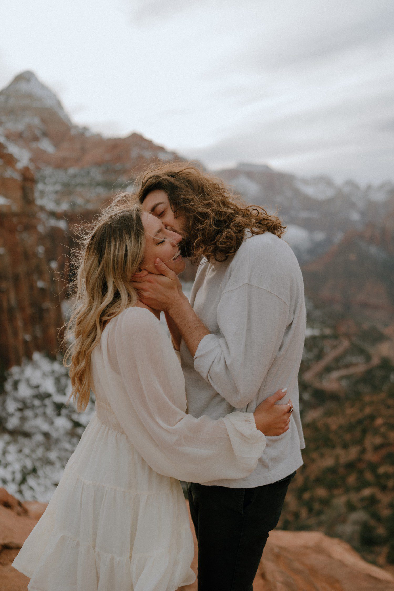 Couple in white outfit at Zion National Park