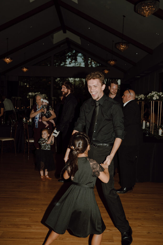 guests dancing at the wedding