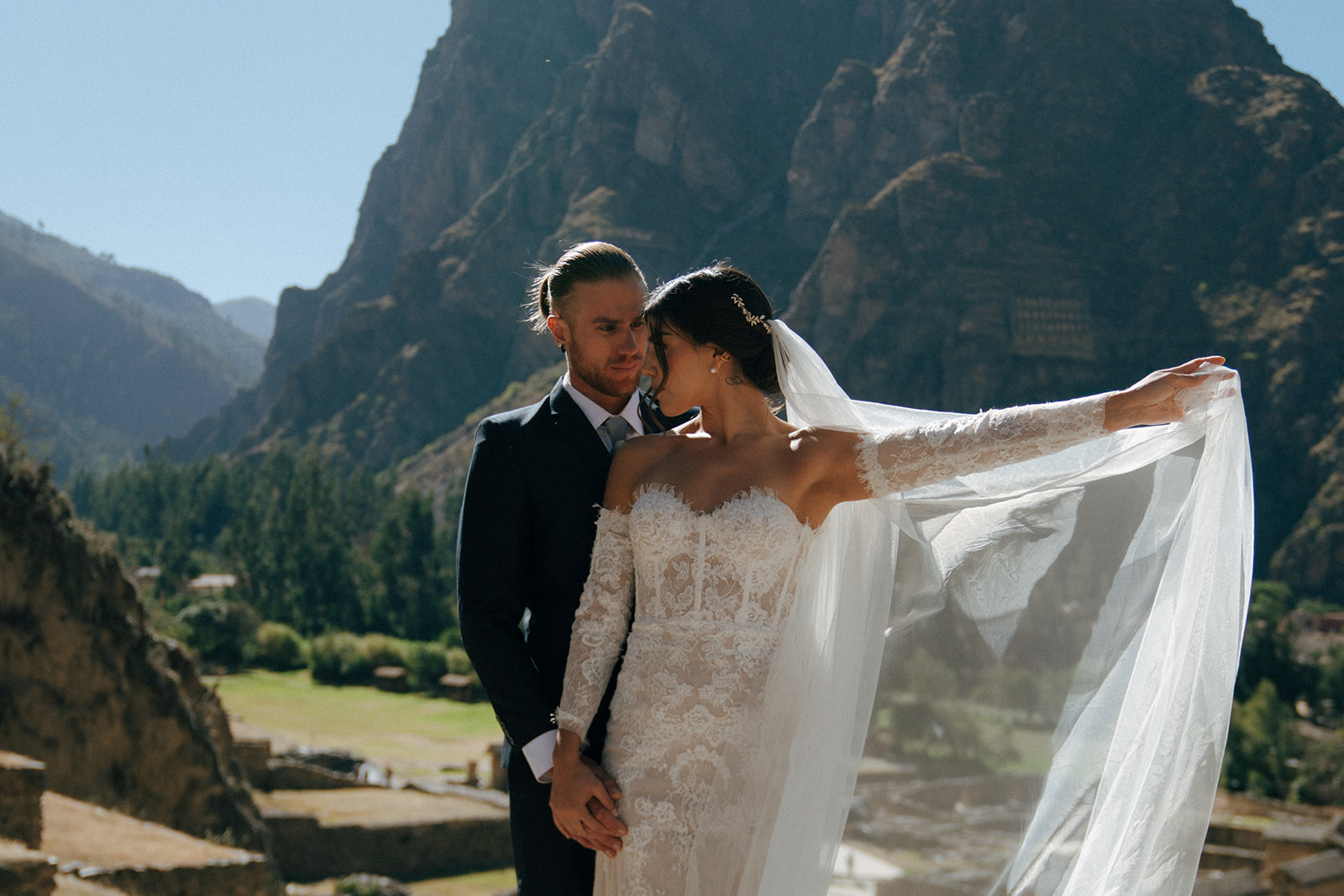 bride and groom in peru - styled shoots i captured in peru