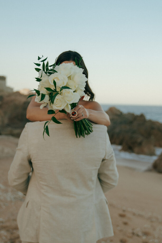 stunning wedding bouquet