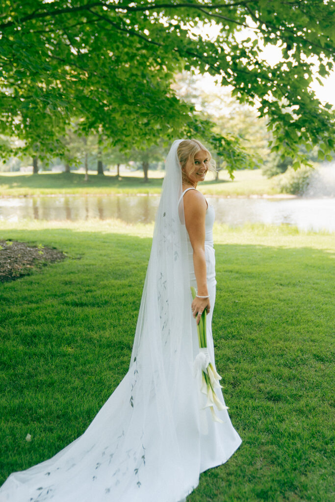 stunning picture of the bride