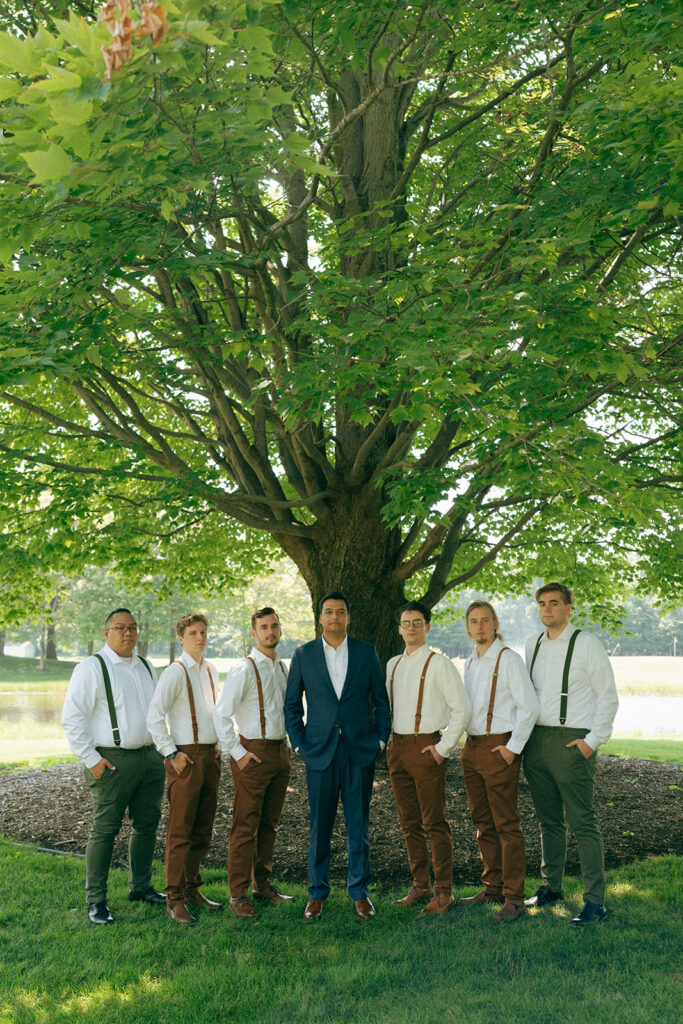 picture of the groom and groomsmen