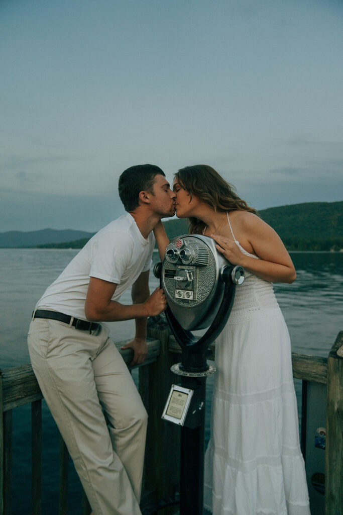 picture of the couple kissing during their photoshoot