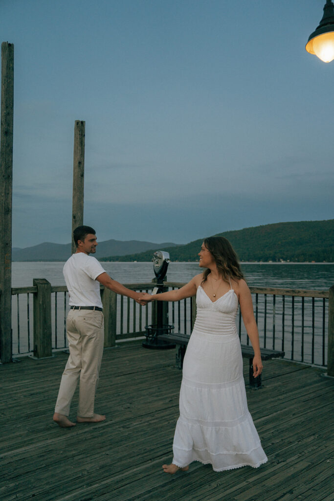 couple dancing during their photoshoot