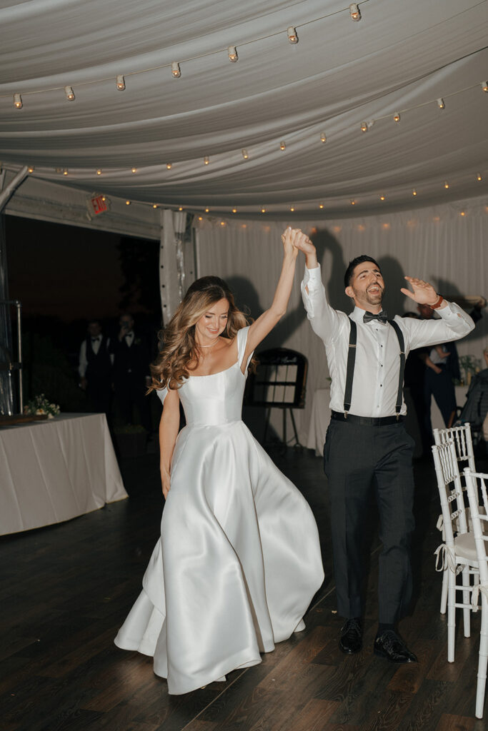 bride and groom first dance