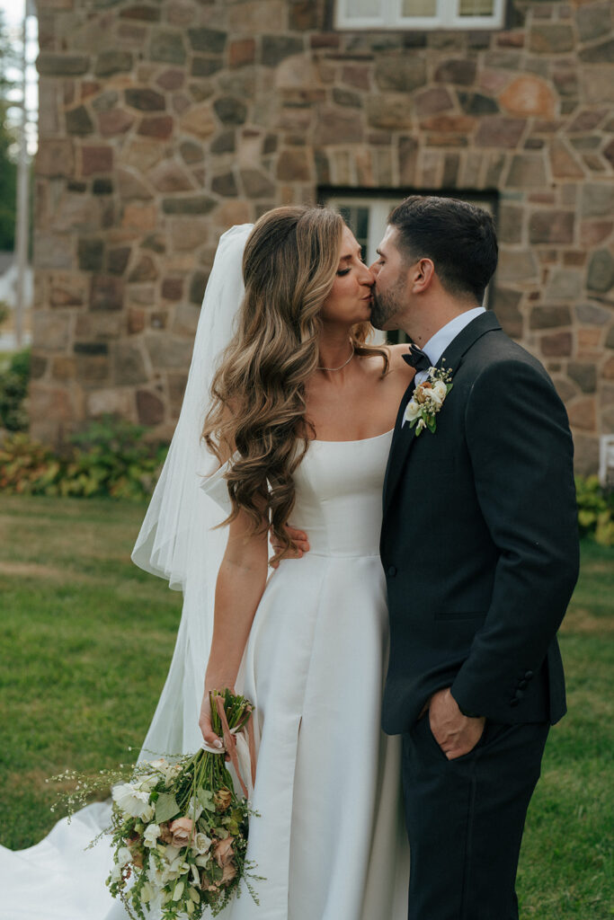 cute newlyweds kissing