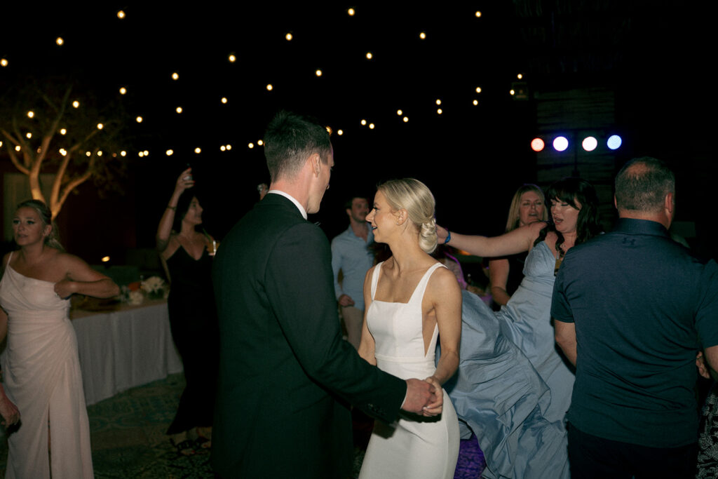 Timeless Beach Elegance: A Sandos Finisterra Wedding in Los Cabos