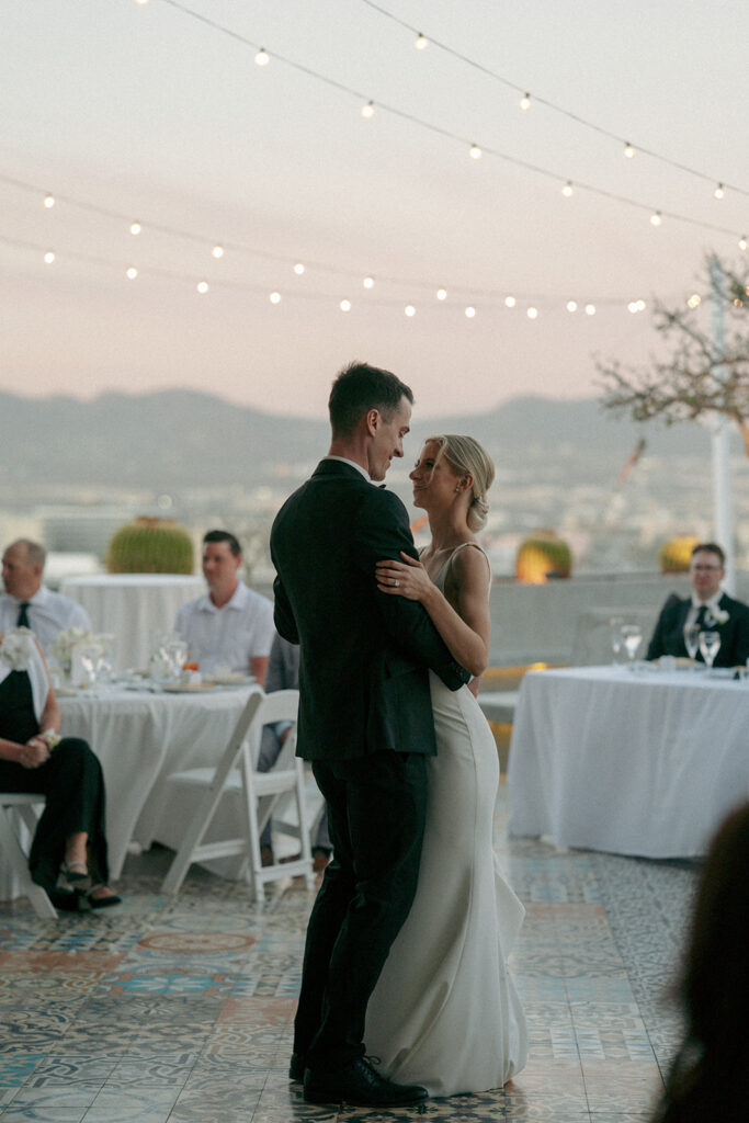 Timeless Beach Elegance: A Sandos Finisterra Wedding in Los Cabos