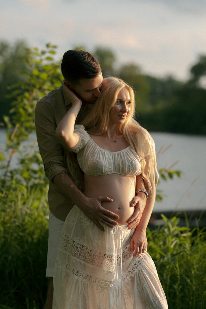 Nostalgic & Romantic Riverside Park Maternity Photos in Grand Rapids