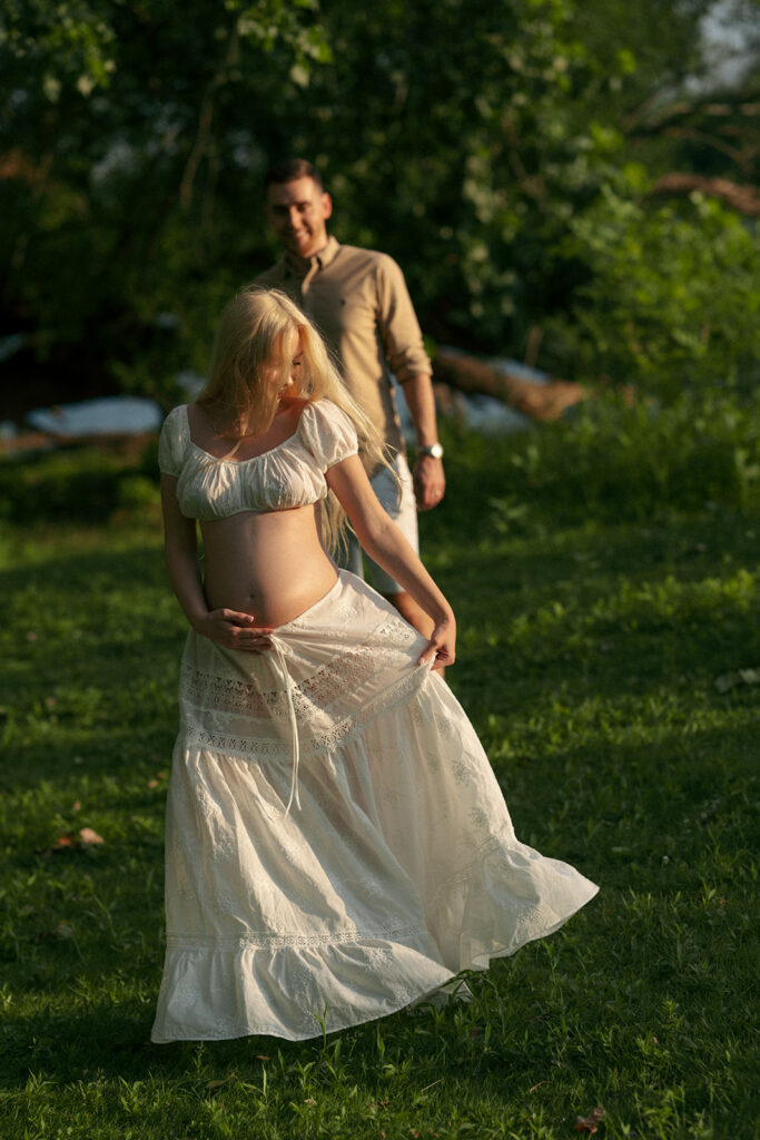 cute couple at their romantic maternity photos