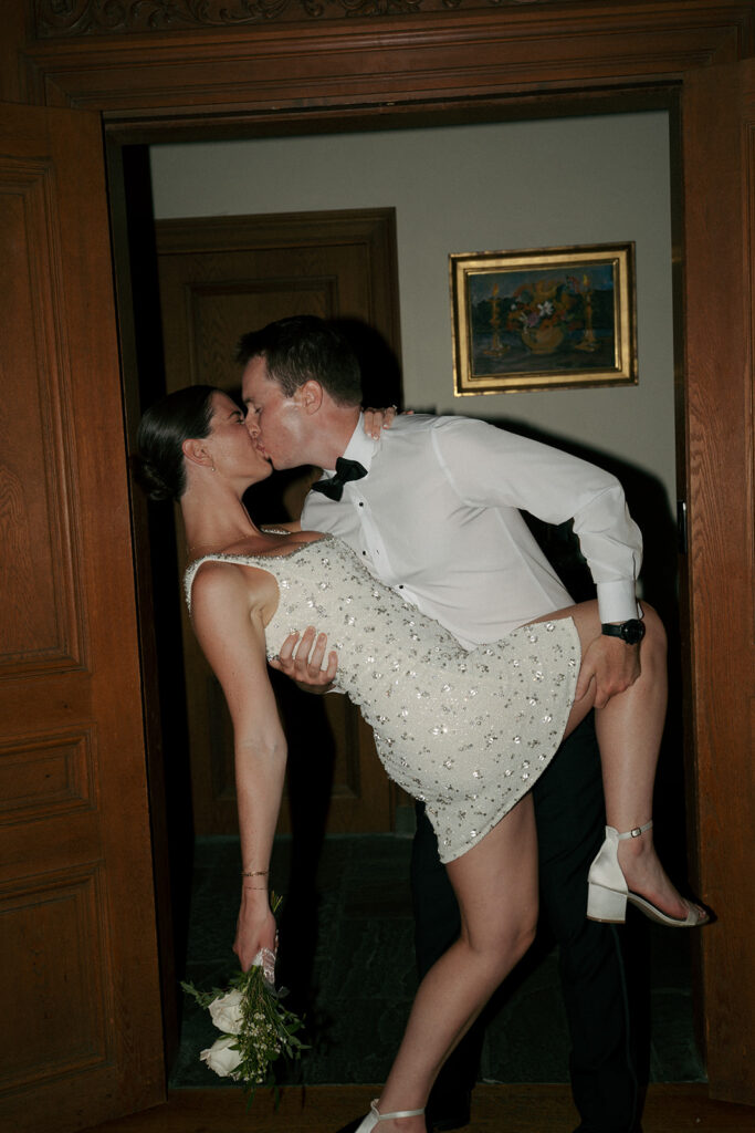 Cute picture of the newlyweds kissing