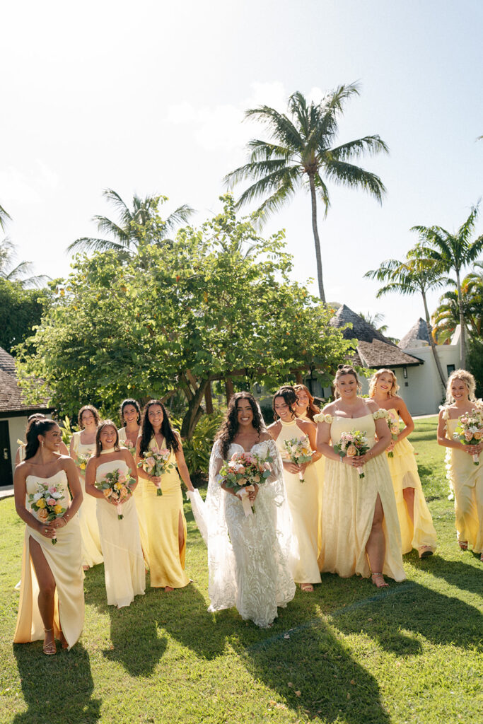 picture of the bride and her friends