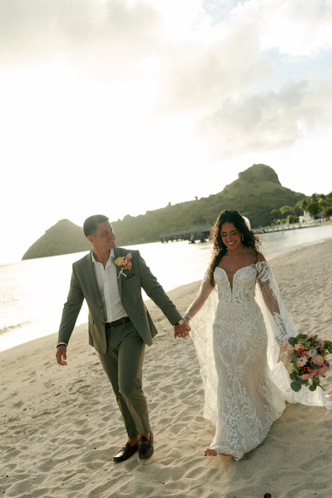 golden hour bridal portraits at the beach