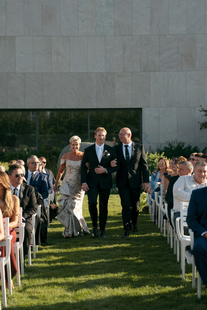 Wedding vows exchange at Fredrick Meijer Gardens Grand Rapids